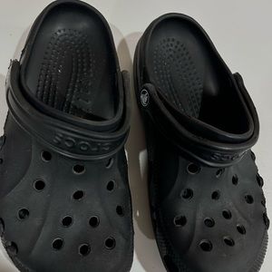 Black crocs